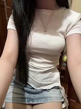 Snapshot of Celeste_SexyY chatting on April 4, 2026, 5:25 am Celeste SexyY online show from April 4, 2026, 5:25 am