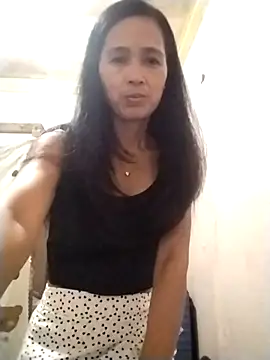 sweet maxine44 online show from April 9, 2026, 11:11 pm