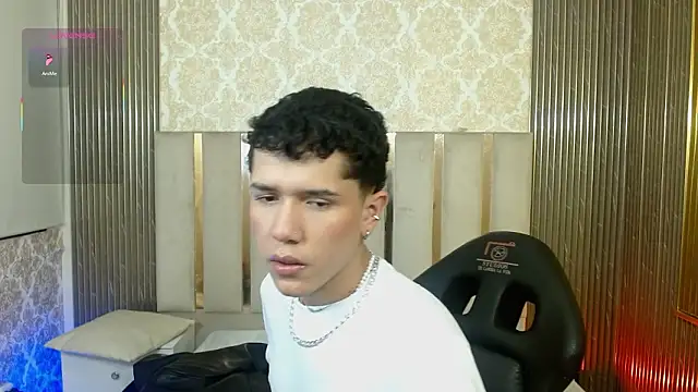 Snapshot of estefan_tay chatting on February 27, 2026, 2:34 am estefan tay online show from February 27, 2026, 2:34 am