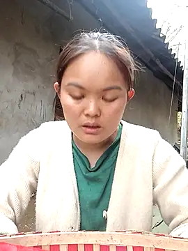 Luminana online show from February 24, 2026, 8:48 am