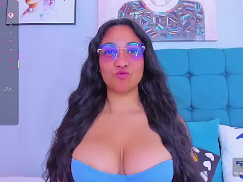 Venuz 01 online show from March 11, 2026, 10:04 pm