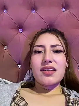 Snapshot of Lis_peach chatting on March 2, 2026, 4:46 am Lis peach online show from March 2, 2026, 4:46 am