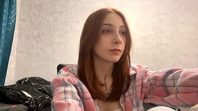 JulissaJoly online show from February 26, 2026, 1:11 pm