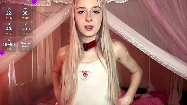 Snapshot of EvaQT chatting on February 23, 2026, 7:42 am EvaQT online show from February 23, 2026, 7:42 am