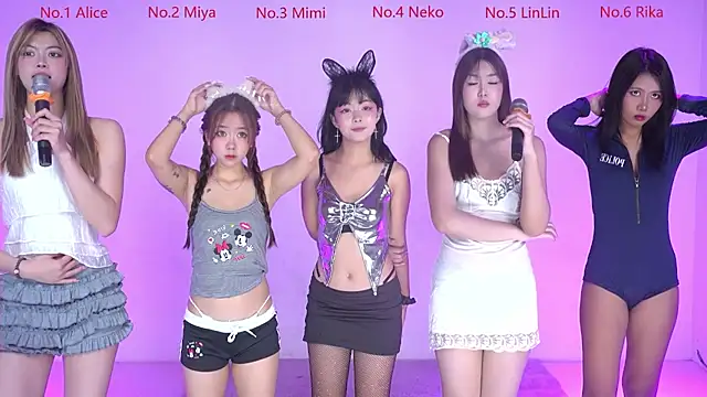 Velvet-girl online show from May 25, 2026, 10:03 am