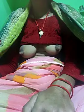 Komal4050 online show from February 20, 2026, 1:46 am