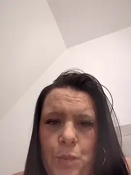 louisa36 online show from February 7, 2026, 10:51 pm