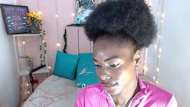 charlothcameronrs707 online show from April 4, 2026, 12:12 pm