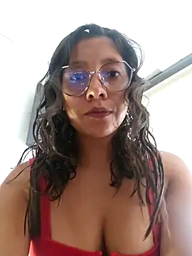 Snapshot of Camila_Lopez1 chatting on February 9, 2026, 2:37 pm Camila Lopez1 online show from February 9, 2026, 2:37 pm