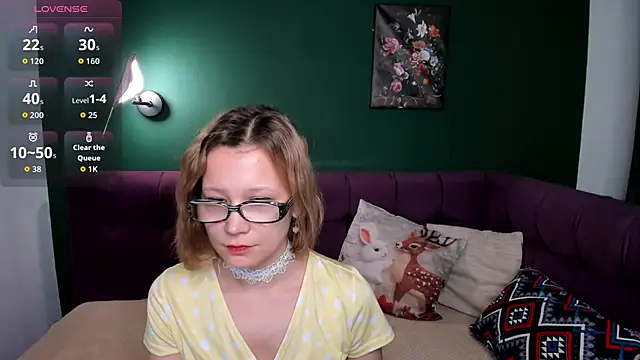 Snapshot of EmmaEthereal chatting on March 11, 2026, 1:43 am EmmaEthereal online show from March 11, 2026, 1:43 am