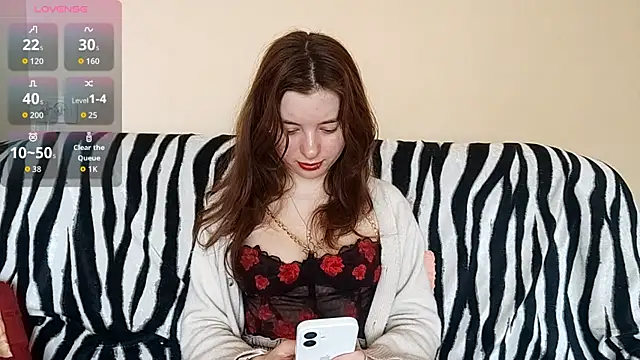 Snapshot of LanitaHemple chatting on March 24, 2026, 7:19 am LanitaHemple online show from March 24, 2026, 7:19 am