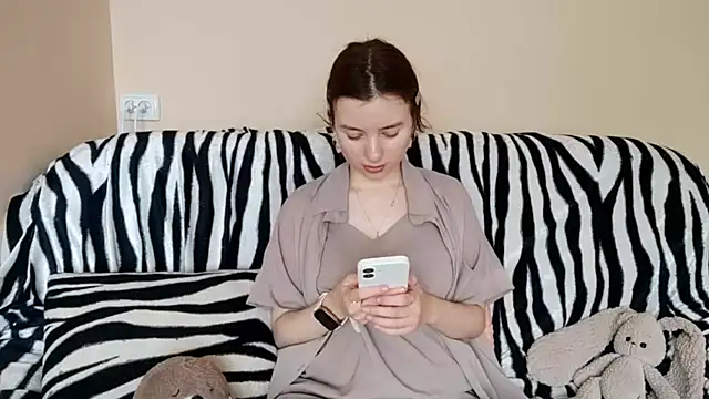 Snapshot of LanitaHemple chatting on April 2, 2026, 6:20 am LanitaHemple online show from April 2, 2026, 6:20 am