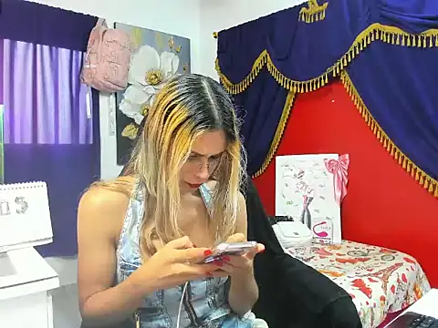 Snapshot of Angel_Dust420 chatting on April 7, 2026, 12:07 pm Angel Dust420 online show from April 7, 2026, 12:07 pm