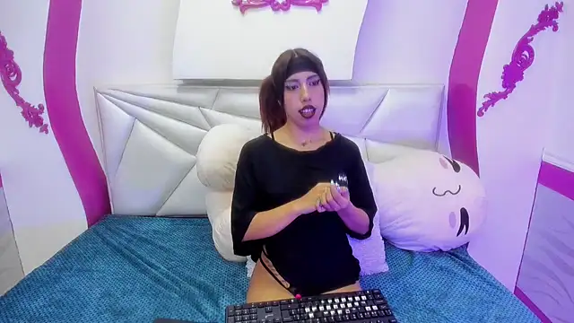 Eloisa Morgan online show from April 9, 2026, 2:24 am