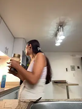 Snapshot of -BabyLuna chatting on March 13, 2026, 1:27 pm -BabyLuna online show from March 13, 2026, 1:27 pm