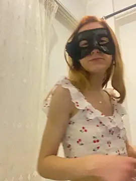 Snapshot of seluna_baby chatting on February 12, 2026, 5:23 pm seluna baby online show from February 12, 2026, 5:23 pm