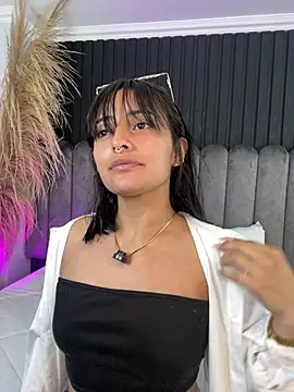 Snapshot of Nanda_vixen_ chatting on March 13, 2026, 8:36 pm Nanda vixen online show from March 13, 2026, 8:36 pm