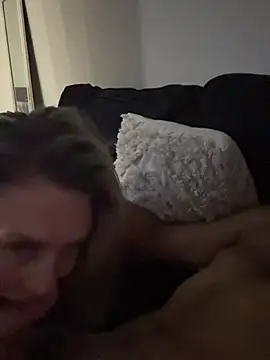 Snapshot of Cowboytakesmilf chatting on February 15, 2026, 4:39 pm Cowboytakesmilf online show from February 15, 2026, 4:39 pm