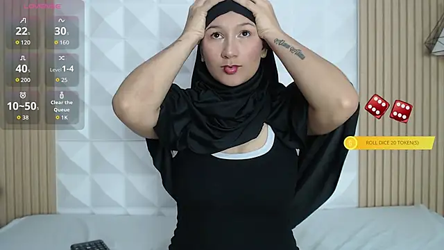 Snapshot of _HIKARII_ chatting on February 19, 2026, 12:57 pm HIKARII online show from February 19, 2026, 12:57 pm