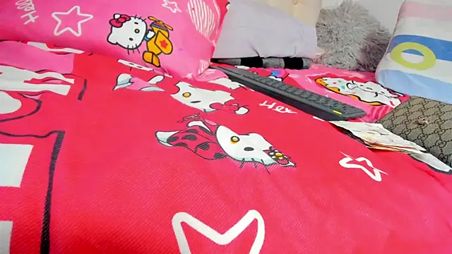 MiaEvans0 online show from July 1, 2026, 6:41 pm
