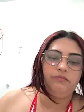 Snapshot of Candyvenuz chatting on February 11, 2026, 6:19 pm Candyvenuz online show from February 11, 2026, 6:19 pm