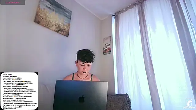 kittyfitty29 online show from February 20, 2026, 8:11 pm