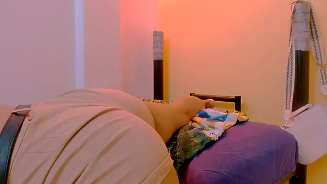 Snapshot of sexiempoderada18 chatting on March 20, 2026, 8:32 pm sexiempoderada18 online show from March 20, 2026, 8:32 pm