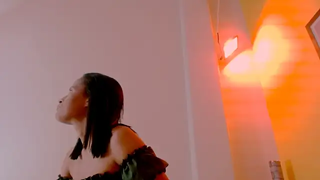 Snapshot of sexiempoderada18 chatting on March 28, 2026, 2:29 pm sexiempoderada18 online show from March 28, 2026, 2:29 pm