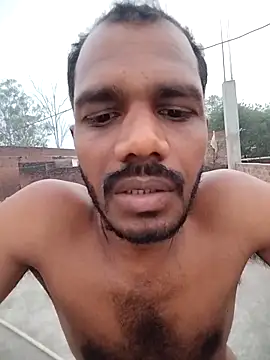 Snapshot of Daddyishere_19 chatting on March 10, 2026, 12:42 pm Daddyishere 19 online show from March 10, 2026, 12:42 pm