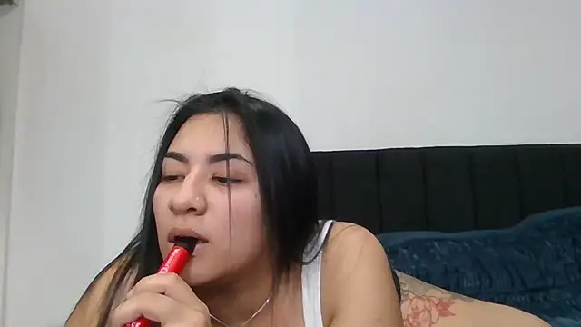 Snapshot of Agusgold22 chatting on May 15, 2026, 1:53 pm Agusgold22 online show from May 15, 2026, 1:53 pm