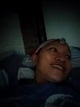 Snapshot of Linka998 chatting on February 12, 2026, 8:14 am Linka998 online show from February 12, 2026, 8:14 am