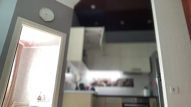 Snapshot of Darsy_Rox chatting on April 14, 2026, 5:56 am Darsy Rox online show from April 14, 2026, 5:56 am