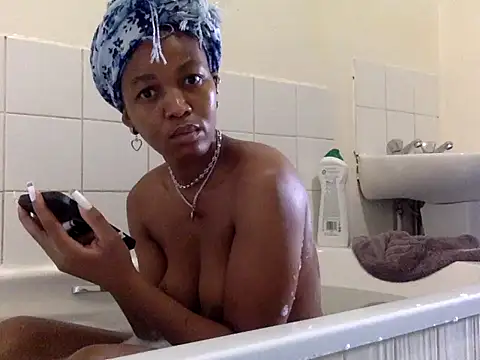 Snapshot of kentrella04 chatting on March 20, 2026, 12:39 pm kentrella04 online show from March 20, 2026, 12:39 pm