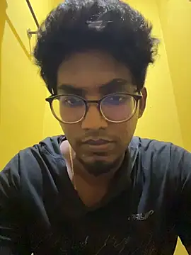 chennai sexyboy online show from March 14, 2026, 12:11 pm