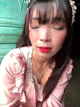 Snapshot of cuty_lusy chatting on June 19, 2026, 12:27 am cuty lusy online show from June 19, 2026, 12:27 am