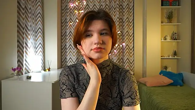 BelleHayton online show from February 28, 2026, 3:44 pm