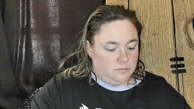 Snapshot of ladylynn13 chatting on March 22, 2026, 5:58 pm ladylynn13 online show from March 22, 2026, 5:58 pm