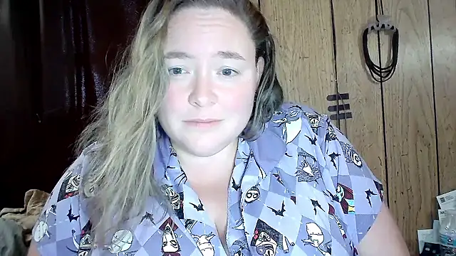 ladylynn13 online show from February 12, 2026, 7:13 pm