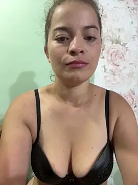 AriBeautiful online show from February 21, 2026, 5:31 am