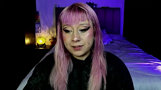 Alicefoxxx wonderlandxxx online show from April 25, 2026, 11:13 pm