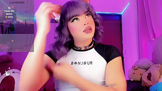 Danna xz online show from February 15, 2026, 7:13 pm