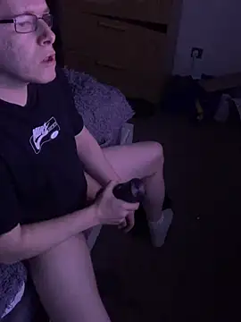 Danhanna420 online show from April 18, 2026, 6:54 pm