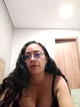 Snapshot of Salma-sweet chatting on May 27, 2026, 2:41 am Salma-sweet online show from May 27, 2026, 2:41 am