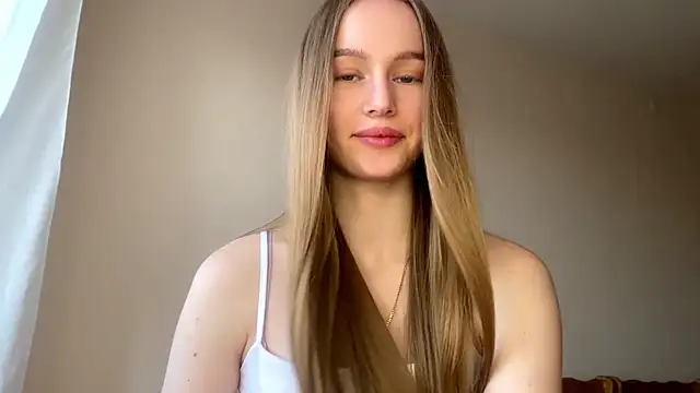 Snapshot of Viktoria_Vibes chatting on March 13, 2026, 3:06 pm Viktoria Vibes online show from March 13, 2026, 3:06 pm