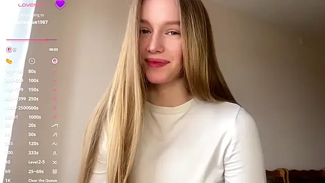 Snapshot of Viktoria_Vibes chatting on April 17, 2026, 3:04 pm Viktoria Vibes online show from April 17, 2026, 3:04 pm