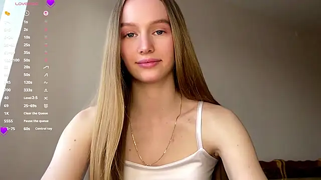 Snapshot of Viktoria_Vibes chatting on April 13, 2026, 3:16 pm Viktoria Vibes online show from April 13, 2026, 3:16 pm