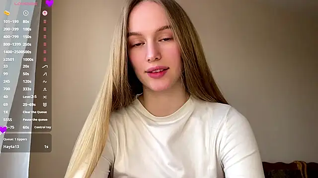 Snapshot of Viktoria_Vibes chatting on March 27, 2026, 3:13 pm Viktoria Vibes online show from March 27, 2026, 3:13 pm