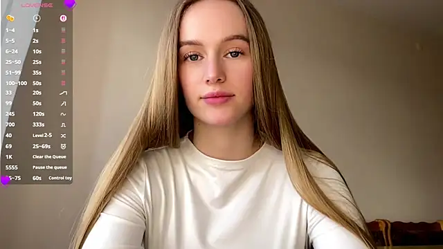 Snapshot of Viktoria_Vibes chatting on April 7, 2026, 3:03 pm Viktoria Vibes online show from April 7, 2026, 3:03 pm