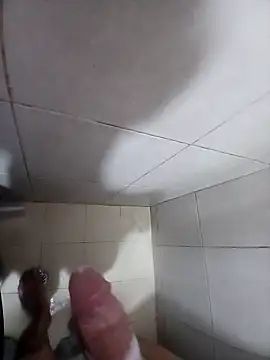 papi23l online show from March 3, 2026, 9:38 am