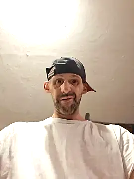 Chase3647 online show from April 17, 2026, 12:57 am